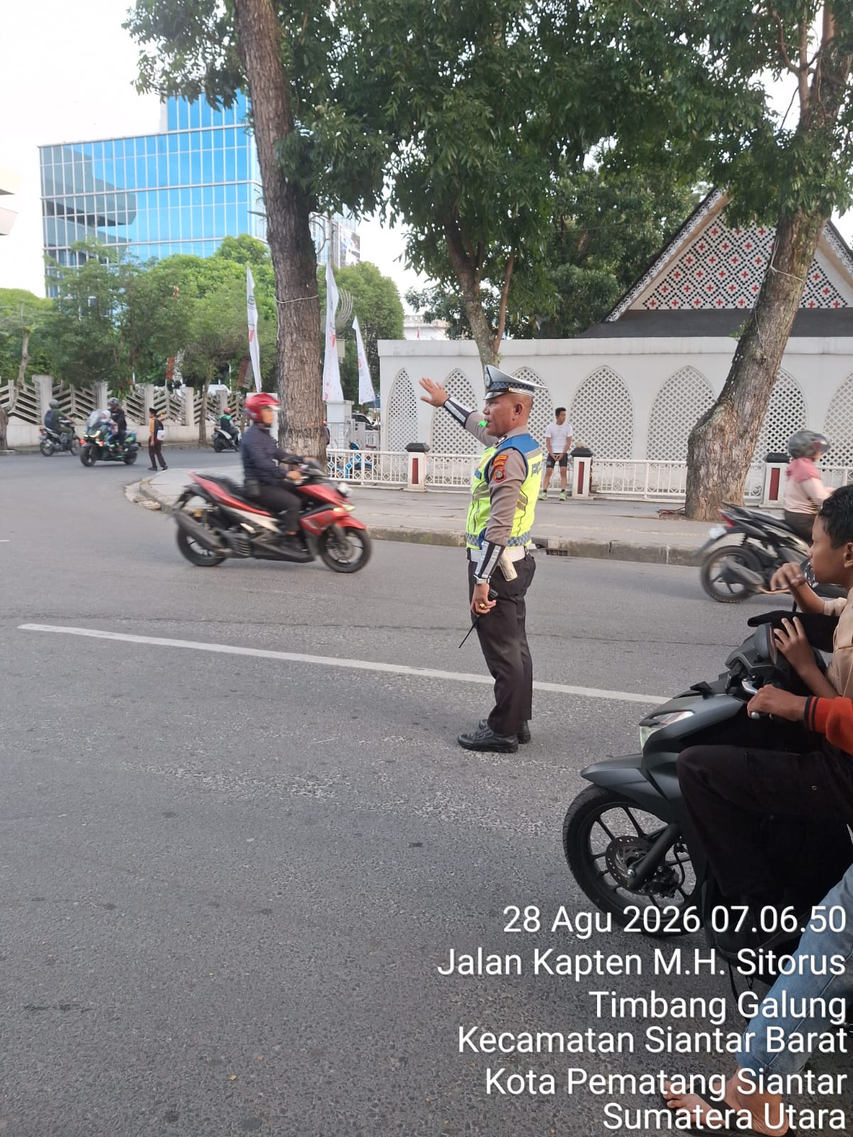 Pos Padat Pagi Jumat, Sat Lantas Pematangsiantar Kawal 35 Titik Rawan Kepadatan Lalu Lintas