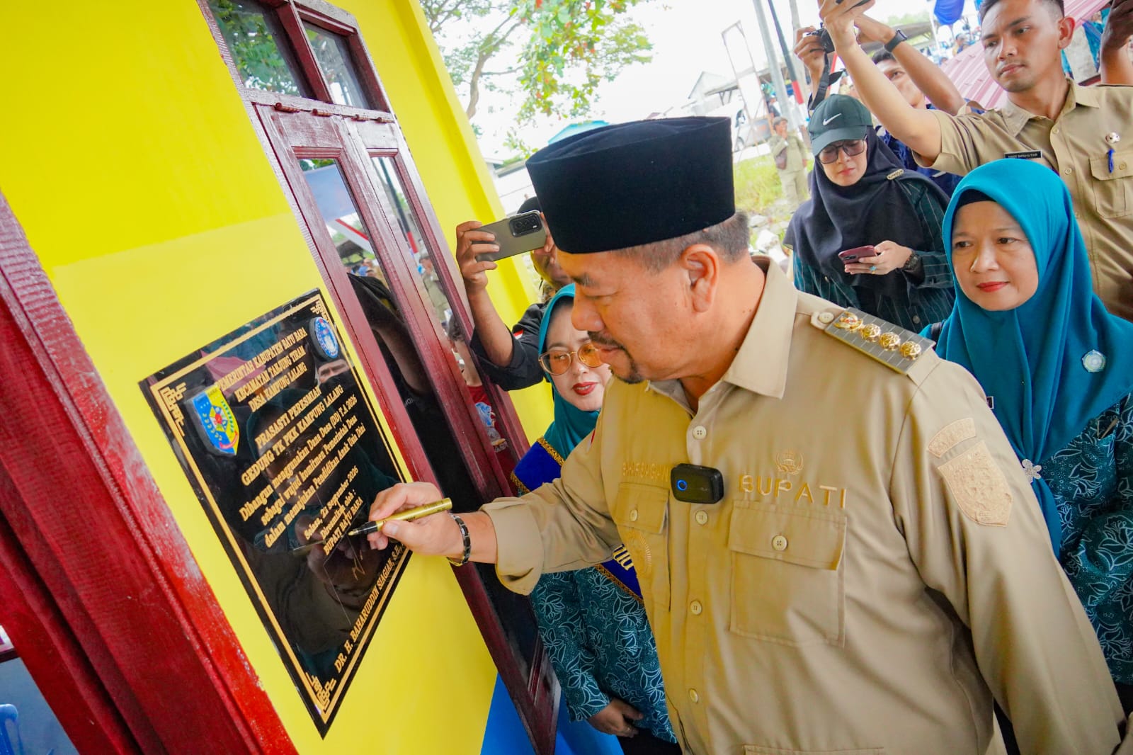 *Bupati Batu Bara Hadirkan Pelayanan Terpadu Melalui Program BERLAYAR di Kecamatan Tanjung Tiram