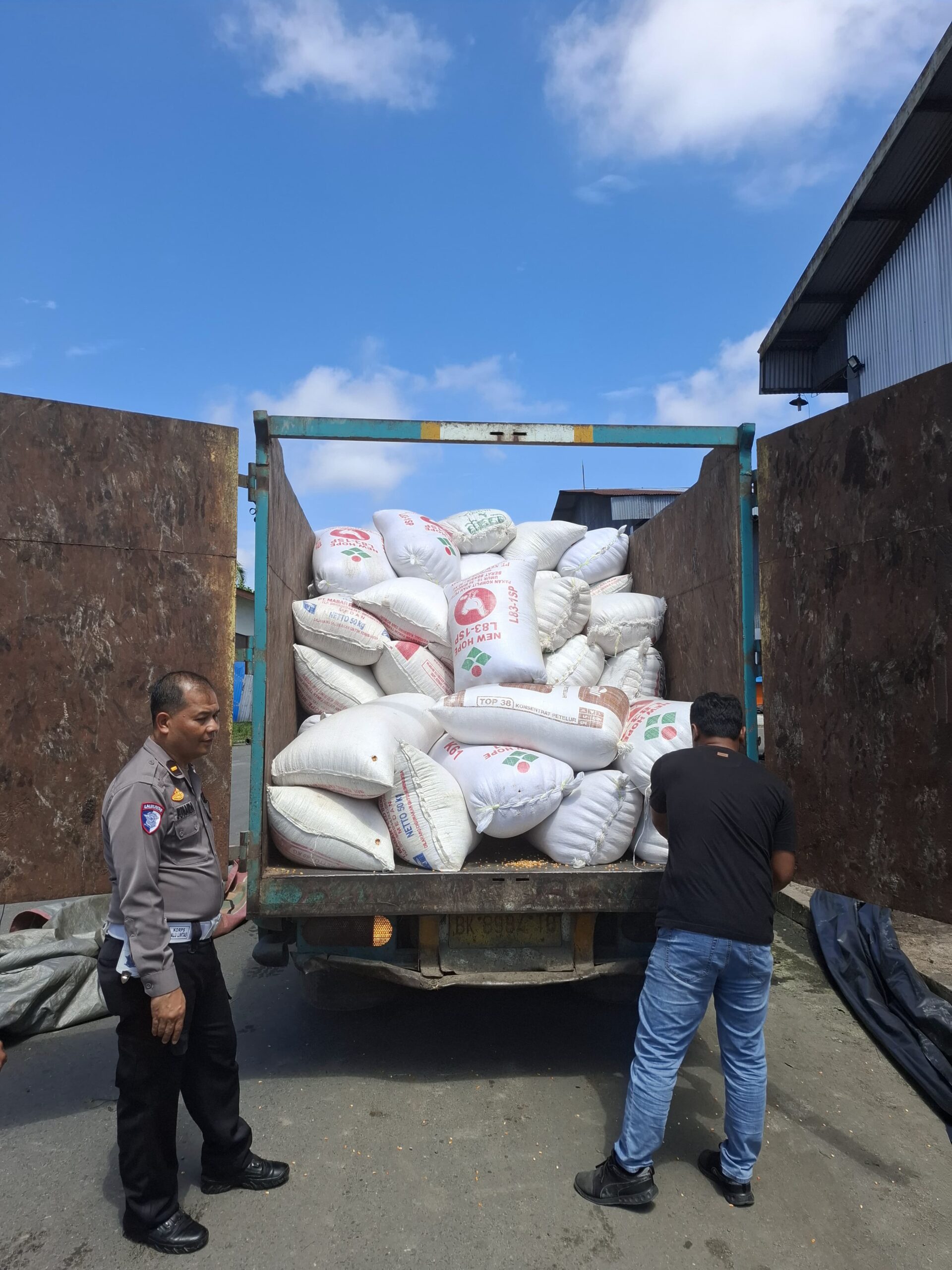 Polres Batu Bara Salurkan 10,269 Ton Jagung ke Bulog Asahan