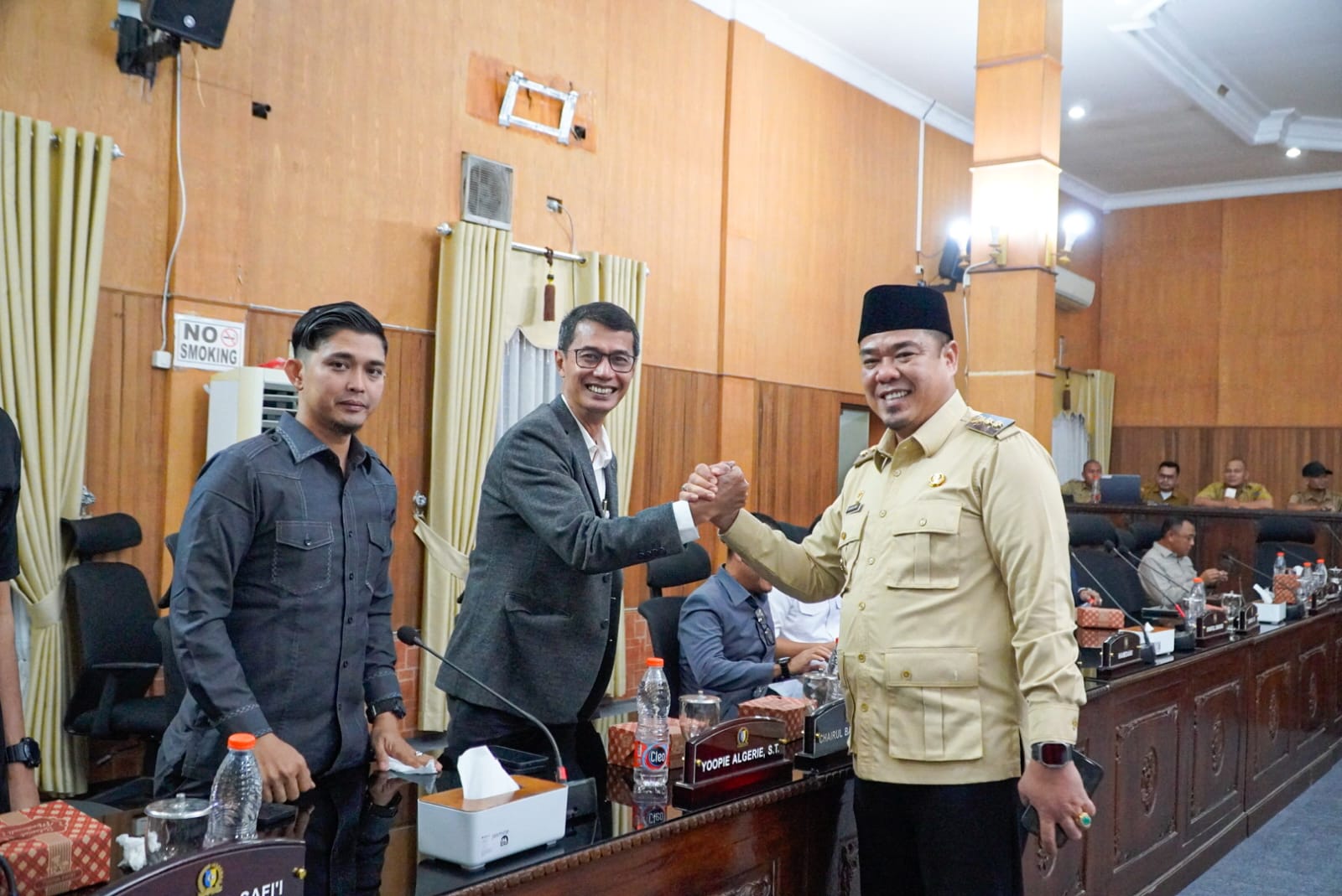 Wabup Syafrizal Sampaikan Tiga Ranperda dalam Rapat Paripurna DPRD Batu Bar*